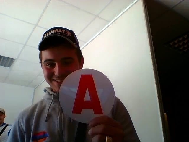 FRANK 18 ans le 29/03 a eu son permis le 30/03/2016 BRAVO!!!