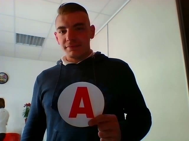Nicolas Code le 26/02/2016 et Permis le 11/04/2016