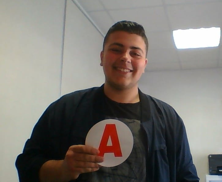 Bravo à Benjamin qui a réussi son Permis!!!!!