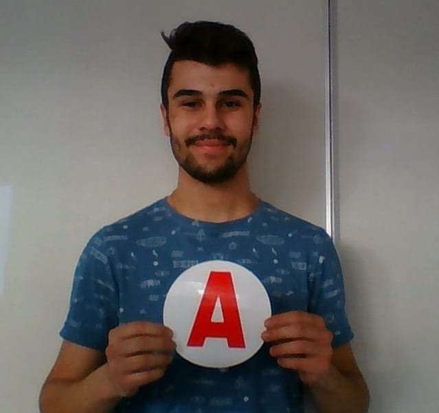 Félicitations à Etienne qui a eu son Permis le 10/04/2017 (Code et Permis du 1er coup)